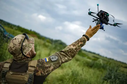 Розробники створять мільйон FPV-дронів для Сил оборони України