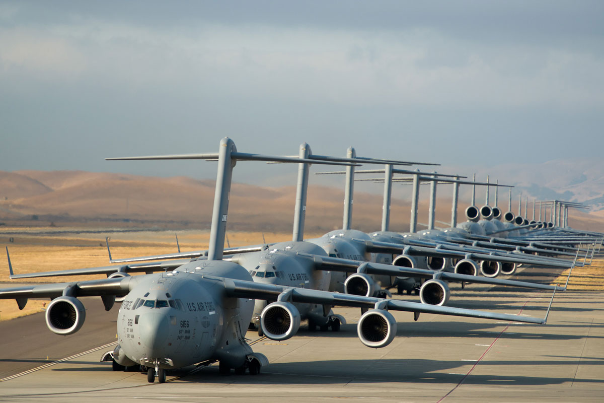 Розробники Boeing представили військовий літак C-17 Globemaster