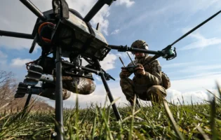 Розкриті технічні характеристики українського далекобійного бойового дрона Vampire