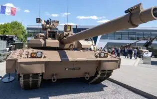 Французькі розробники представили оновлений бойовий танк Leclerc XLR