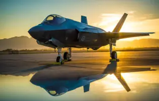 Розробники Lockheed Martin представили новітні винищувачі F‑35A для ВПС Данії