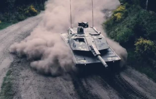 Італійські розробники оснастили бойові танки KF51 Panther гарматами L55