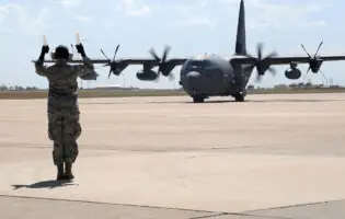 Розкриті технічні характеристики американського штурмового літака MC-130J Commando II