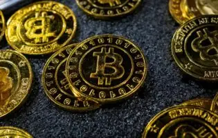 Біткоїн оновив історичний максимум на рівні 4 130