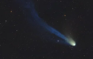 Вчені довели, що комети могли стати джерелом зародження життя на Землі