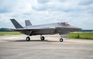 Американські розробники представили вдосконалений багатоцільовий винищувач F‑35A Lightning II