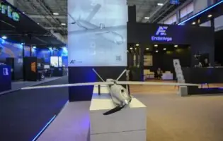 Турецькі розробники представили новий ударний FPV-дрон Ender ARGE, що працює на оптоволокні