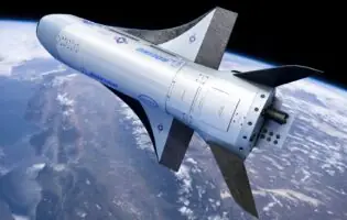 Китайські астрономи заявили, що секретний літак ВПС США X‑37B можуть використати як космічну зброю