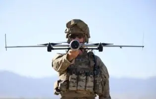 Розкриті технічні характеристики нового американського розвідувального дрона Edge 130 Blue