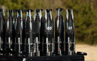 Польські розробники представили новітній бойовий дрон Avalon