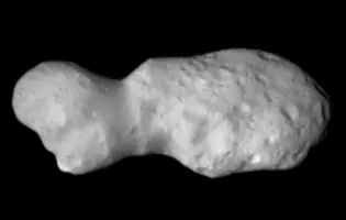 Вчені NASA відкрили аномальний астероїд, що утворився внаслідок зіткнення двох космічних тіл