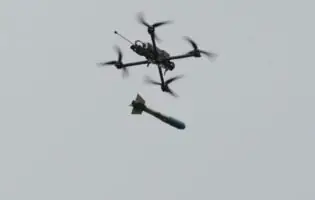 Розробники з Філіппін представили перші вітчизняні бойові дрони AMOC