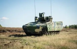 Розробники Rheinmetall представили новітній бойовий панцерник Lynx KF41 з антидроновим захистом