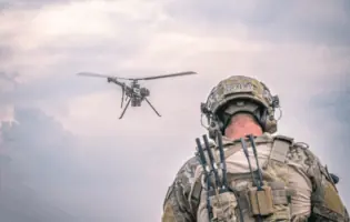 Розробники AeroVironment створили інноваційний мобільний лазер для боротьби з дронами