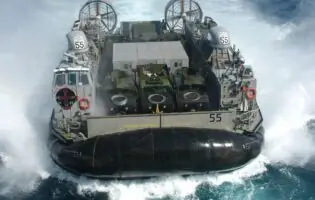 Розкриті технічні характеристики американських десантних катерів LCAC 114