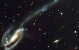 Астрономи NASA відкрили 30 космічних об’єктів з аномальною траєкторією руху довкола Місяця