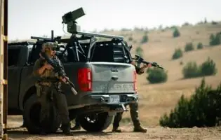Американські розробники представили новітню антидронову систему Dronebuster Vehicle Kits