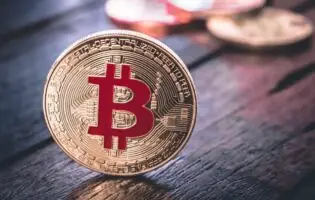 Біткоїн продемонстрував зростання на понад 3% а добу