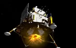 Китайські вчені виявили на Місяці метеоритні мікрочастинки, що могли принести воду на ранню Землю