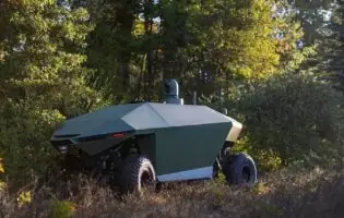 Розкриті технічні характеристики наземного розвідувального дрона Diamondback