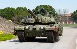 Турецькі розробники представили вдосконалений бойовий танк Altay