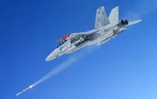 Польські розробники інтегрують ракети AIM-120D‑3 у винищувачі F‑35A