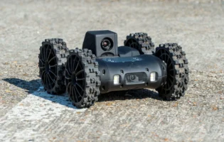 Французькі розробники інтегрували FPV-дрони у бойовий роботизований комплекс Nerva-LG