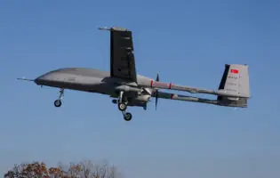Турецькі розробники успішно запустили високоточну ракету MAM‑L з бойового дрона Bayraktar TB3