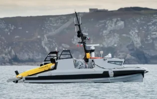 Розробники Thales представили новий надводний дрон, що виявляє морські міни з точністю до 99%
