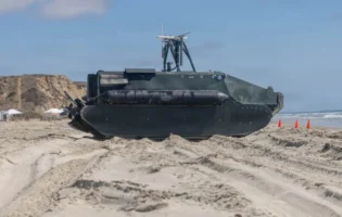 Американські розробники випробували новий безпілотний амфібійний дрон для морської піхоти