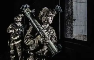 Шведські розробники представили новітній легкий гранатомет AT4