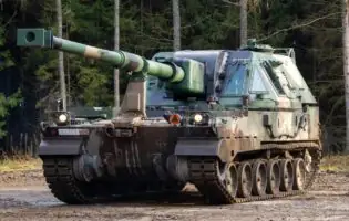 Польські розробники представили нові самохідні тренажери для артилерійських систем Krab