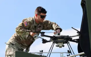 Розкриті технічні характеристики американського багатоцільового дрона SkyRaider UAS