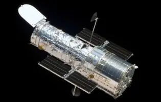 Телескоп Hubble відкрив понад 1300 нових космічних аномалій