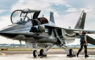 Розкриті технічні характеристики військового літака T‑7A Red Hawk
