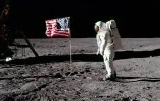 Вчені заявили, що записи з культової космічної місії Apollo 11 не були знищені