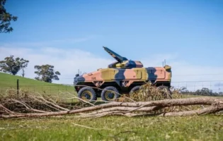 Розробники BAE Systems представили новий безпілотний бронетранспортер Atlas