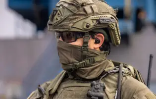 Ізраїльські розробники представили військову гарнітуру Clarus II для підсилення зв’язку з дронами