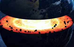 Вчені знайшли докази існування 45 океанів води, прихованих у ядрі Землі
