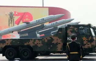 Китайські розробники представили нову далекобійну крилату ракету YJ‑18C