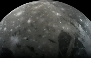 У NASA підтвердили, що полярні сяйва Ганімеда мають земну структуру