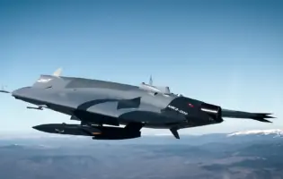 Турецькі розробники представили важкий бойовий дрон Aksungur