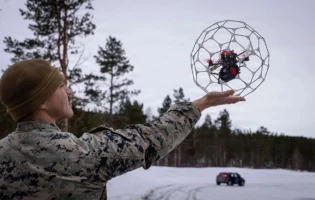 Американські розробники представили нові FPV-дрони Orb Jawbreaker