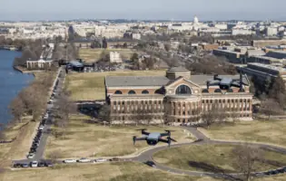 США почнуть захищатися від дронів за допомогою лазерів