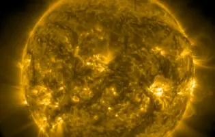 Китай розробляє космічну сонячну електростанцію для передачі енергії на Землю з орбіти