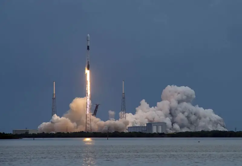 SpaceX запустила більше супутників, ніж увесь світ за всю історію космонавтики