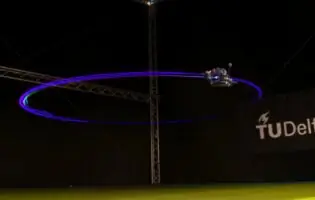 Вчені навчили дрони відчувати біль задля покращення пілотування