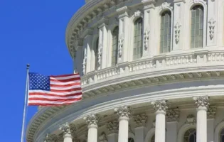 Криптовалютну активність Трампа планують ретельно вивчити