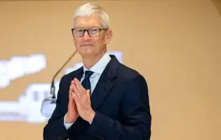 Apple вперше за 15 років отримала нового генерального директора