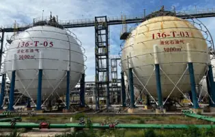 Китайські вчені створили фарбу, яка охолоджує стіни без електрики та води